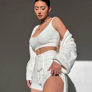 Living In It Cozy 3 Piece Set in Ivory